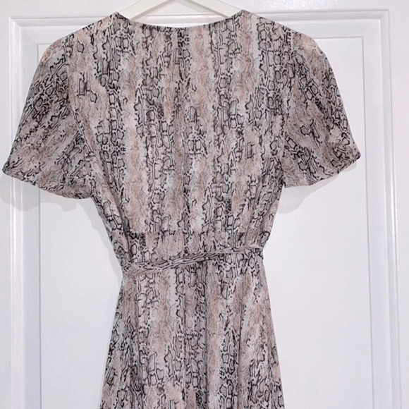 Miami by Francesca’s leopard print wrap maxi dress size xsmall - Picture 7 of 13